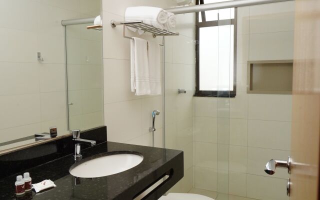 Vida Plaza Hotel