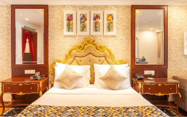 Mayfair Lake Resort