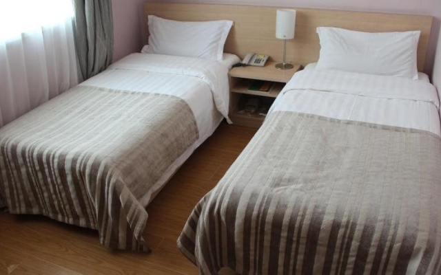 Guantong Modern Hotel (Beijing Qianmen) – Guest Rooms – Beijing