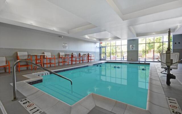 Holiday Inn Grand Rapids North - Walker by IHG