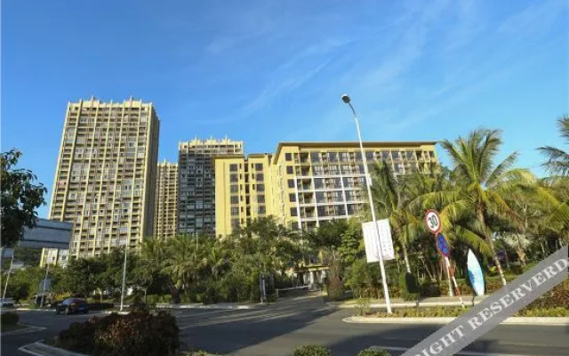 Yuejia Holiday Hotel (Yalong Bay Hehong Holiday Sunshine Branch)