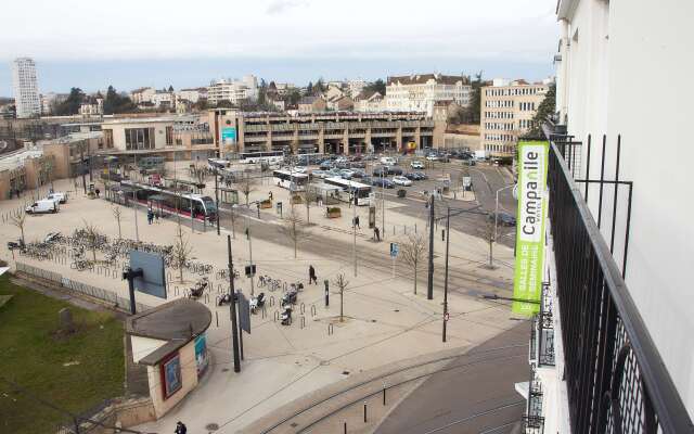 Hotel Campanile Dijon Centre - Gare