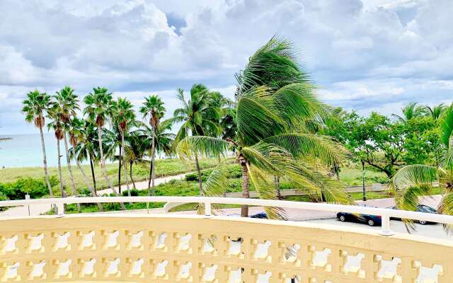 The Broadmoor Miami Beach 