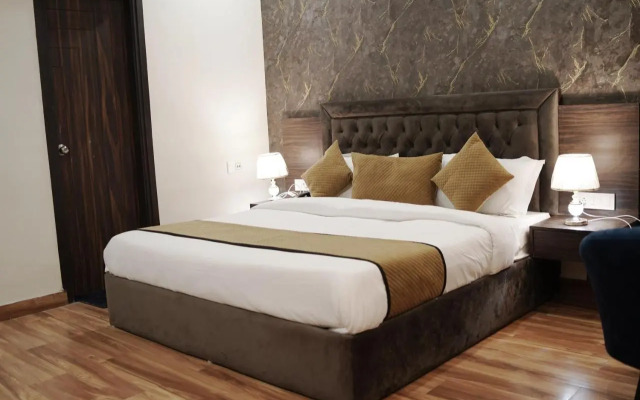 Hotel RK Grand