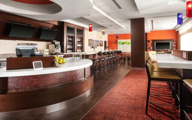 Holiday Inn Long Beach - Downtown Area