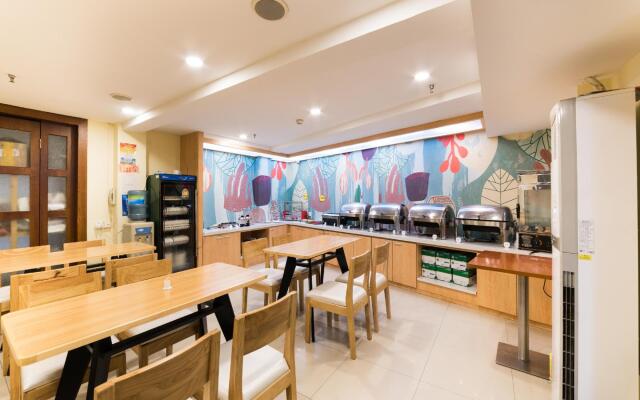 Hanting Inn - Wuhan University