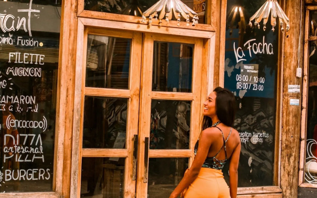 La Facha Hostel Restaurant Surf