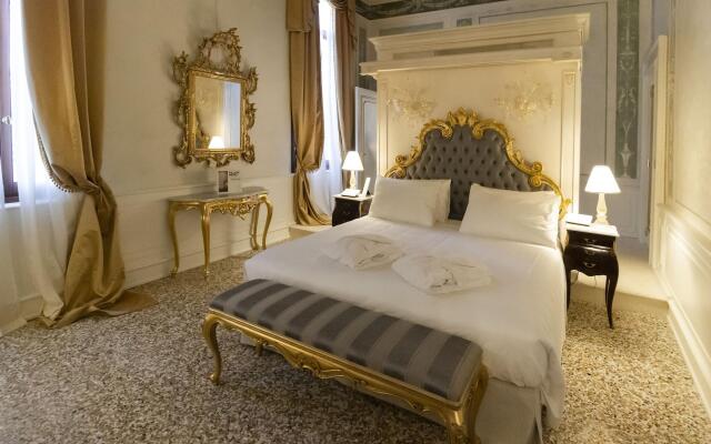 Cà Bonfadini Historic Experience Hotel Venice