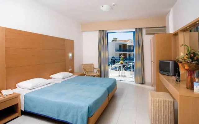 Pefki Islands Resort