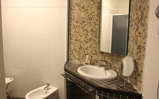 Base Napoli B&B
