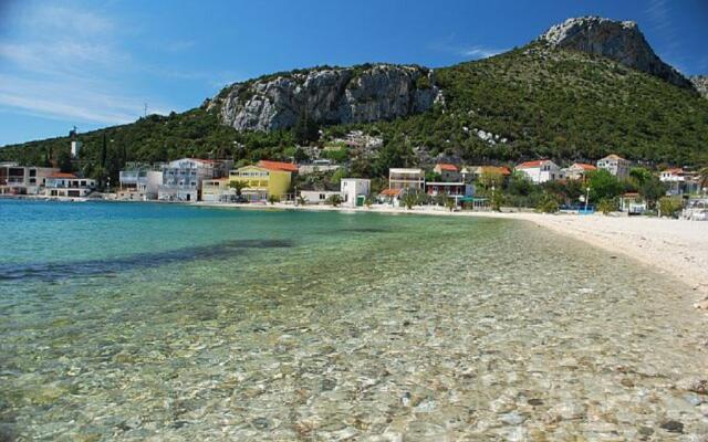 Apartment- Nena in Klek