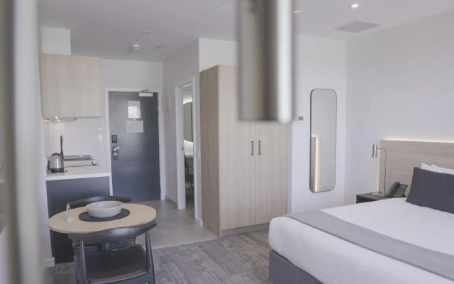 Rooftop Retreat - Mount Maunganui Holiday Home
