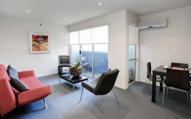 Plum Collins Street Serviced Apartments