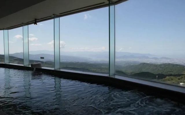 Guest House FUJI-HAKONE LAND - Hostel