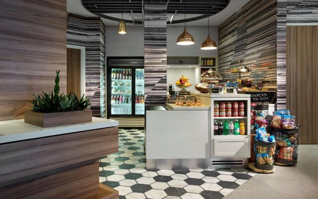 Hilton Garden Inn Toronto Airport