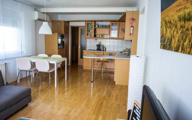 Goldenfields apartment