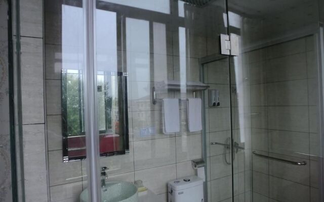 Huijia Business Hotel