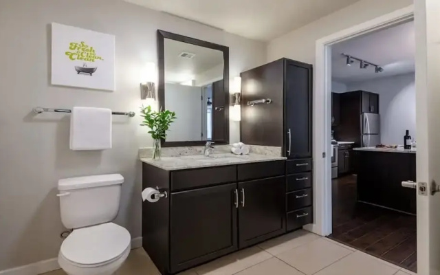CozySuites Remi sauna, pool, gym
