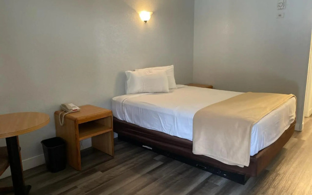 Premier Inns Thousand Oaks
