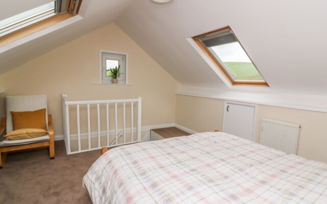 Ynys Cottage