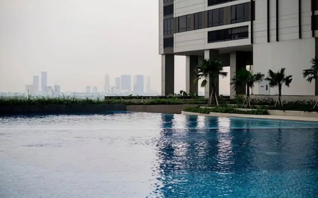 Premium Collins Boulevard Near Airport