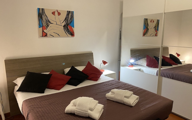 Opera House - Monti Area