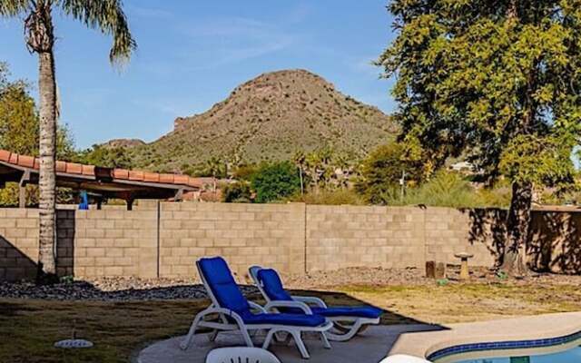 Shadow Mountain Retreat 4BR by Casago