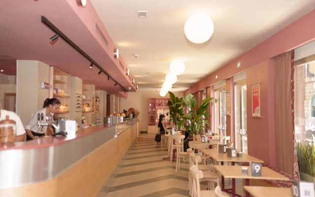 Moderno Hotel Roma