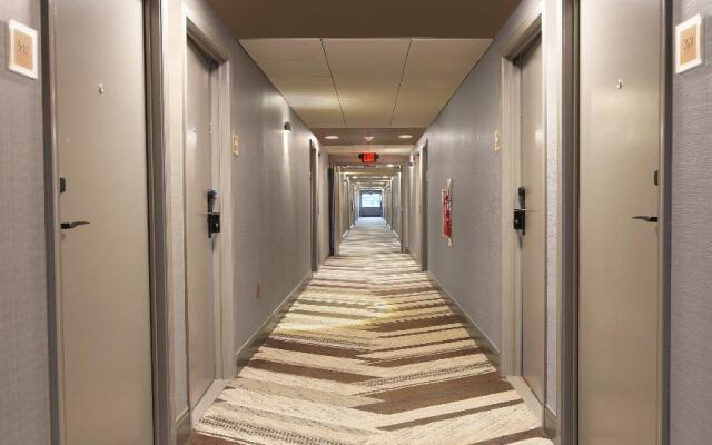 Four Points by Sheraton York