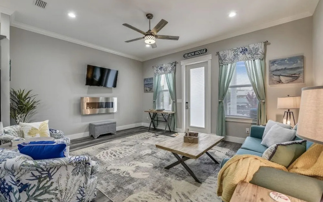 Vacation Station by Book That Condo