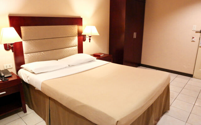 Star Plaza Hotel