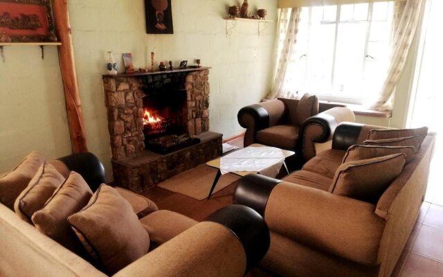 10 Guest Stay in the Mountains of Nyanga!