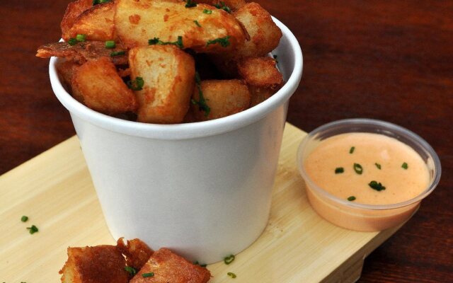 Adam's Mark Hotel & Conference Center