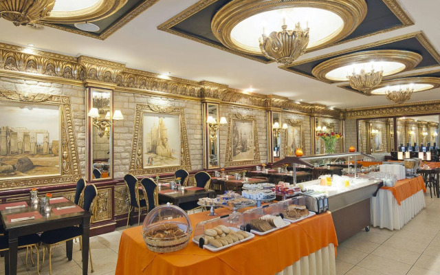 Ambassador City Centre Hotel