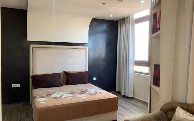 Iris beach luxurious apartment