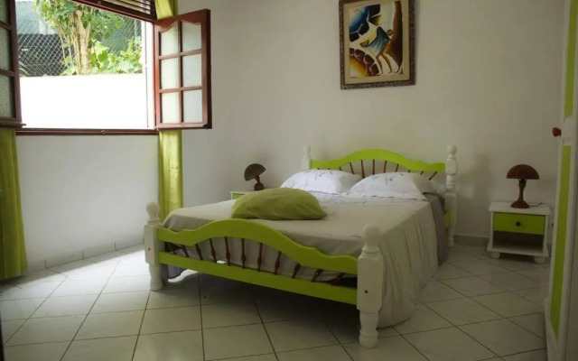 Chaleureux appartement T2 en bas de villa