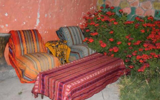 Hostal Valle Del Fuego