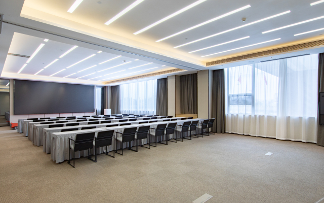 Atour Hotel Dongguan Fenggang
