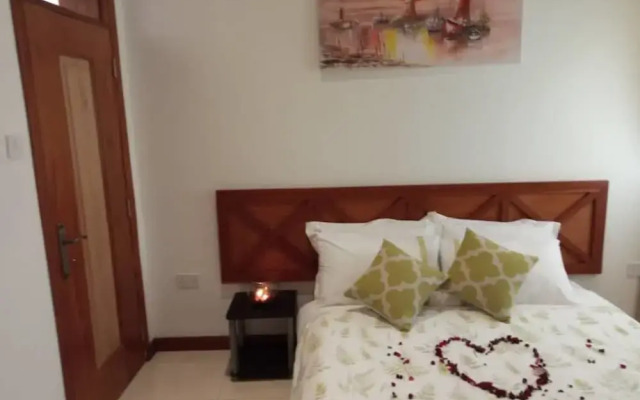 Kaazi LakeFront Villas
