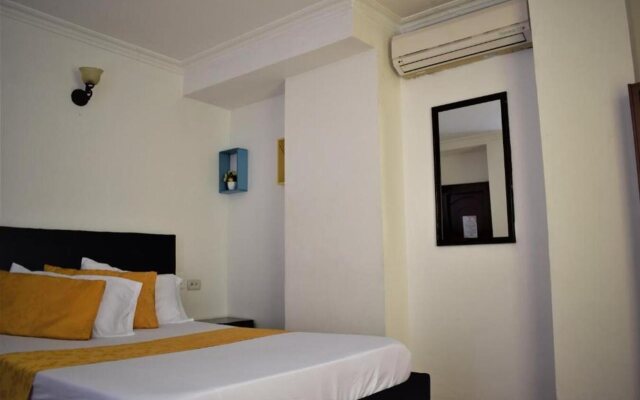 Hotel Avenida 3 Real