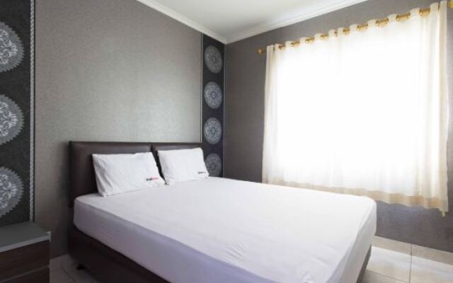 RedDoorz Apartment @ MOI Gading