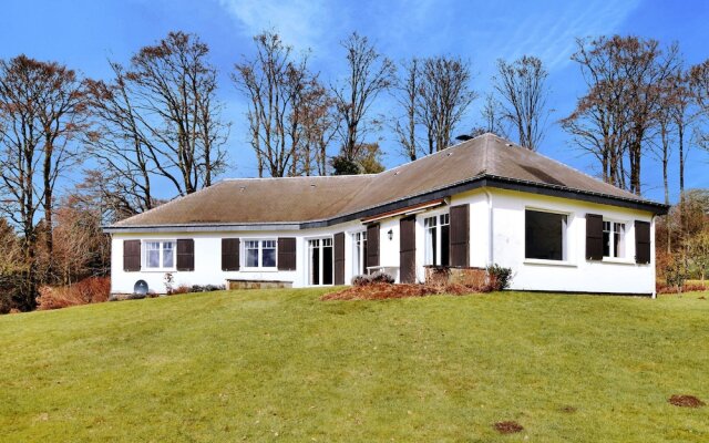 Large Detached House Surrounded by Nature