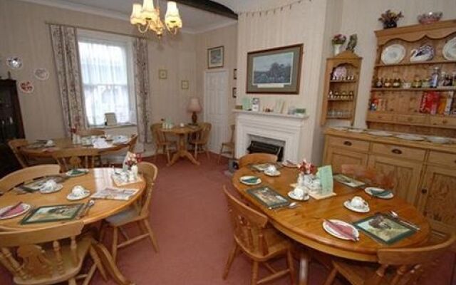 Black Swan Guest House