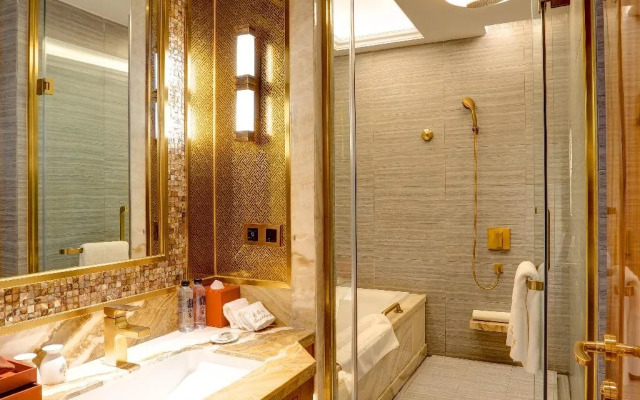 CHENGDU Trika Tsang International Hotel