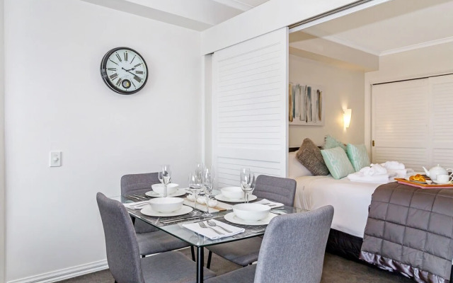Princes Wharf - 1BR Comfortable Luxury