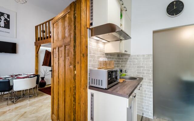 Lilac Apartment