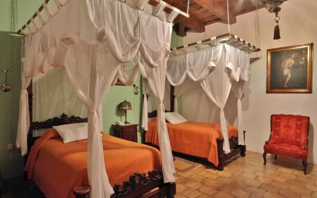 Hotel Parador Museo Santa María
