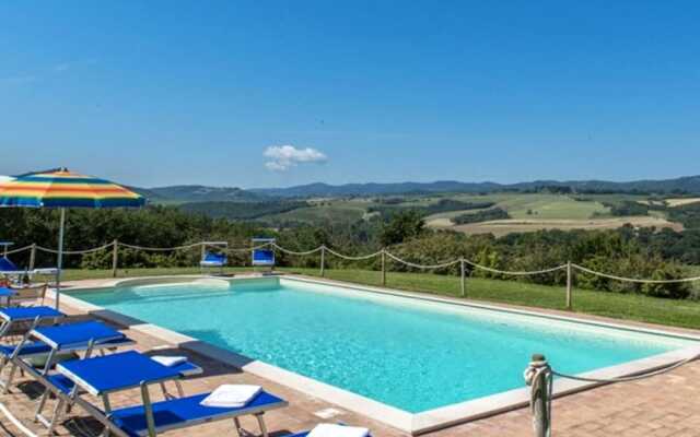 Spacious Holiday Home in Umbria With Private Pool