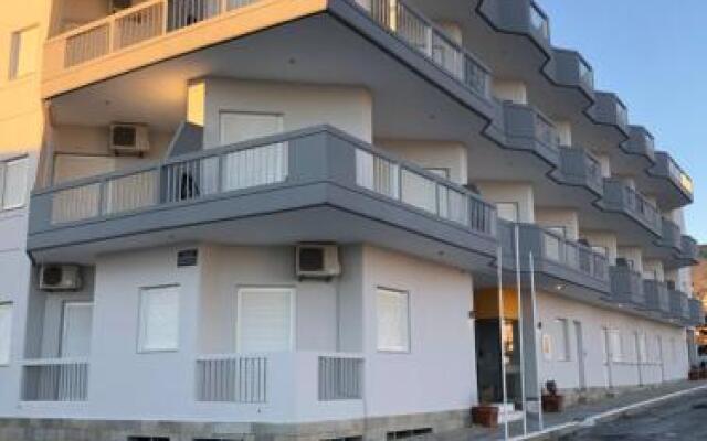 Karistos Mare Apartments