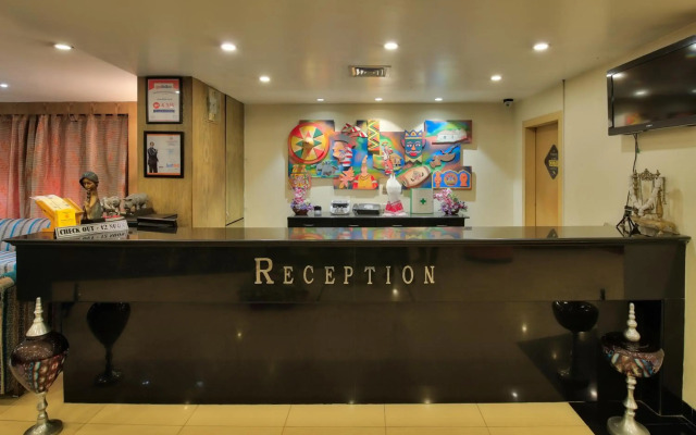 Vishwaratna Hotel